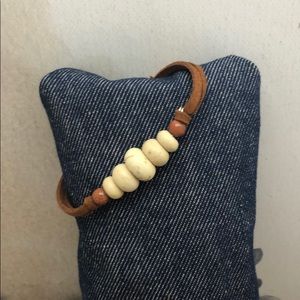 Howlite bracelet